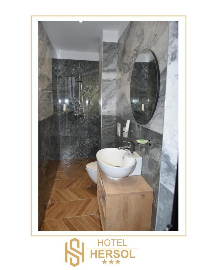 Hotel Hersol Durres Exterior photo